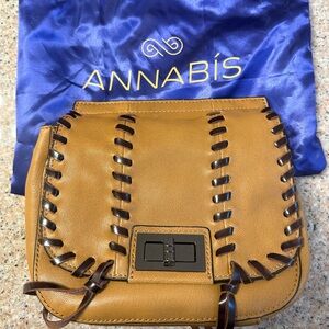 AnnaBis Lady G Crossbody